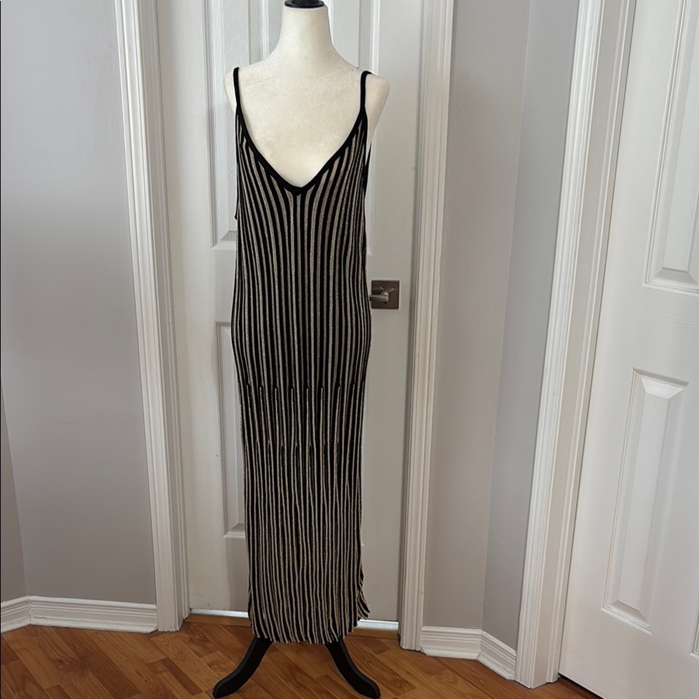H&M Black and Gold Sleeveless Maxi Dress